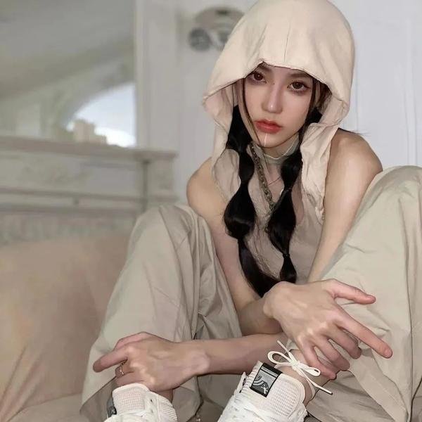 薇拉与伊娃